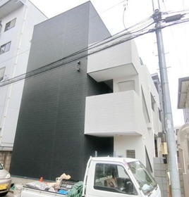 東京都立川市富士見町２ 3階建 築5年9ヶ月