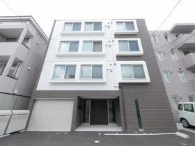 北海道札幌市北区北三十六条西１０ 4階建 築4年5ヶ月