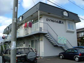 北海道苫小牧市豊川町２ 2階建