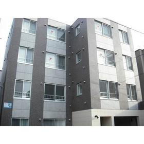 北海道札幌市中央区南三条西２２ 4階建 築14年2ヶ月