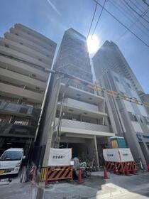 兵庫県神戸市中央区元町通３  11階建