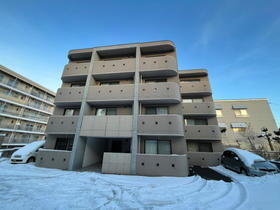 北海道札幌市東区北二十条東１６ 4階建 築17年3ヶ月