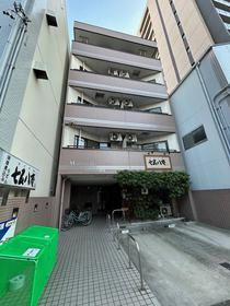 愛知県名古屋市中区丸の内２ 5階建