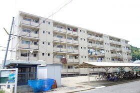 滋賀県彦根市鳥居本町 賃貸マンション