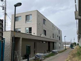 北海道札幌市西区八軒八条東１ 賃貸マンション