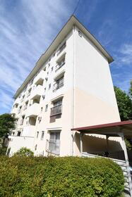 大阪府泉南市信達大苗代 賃貸マンション