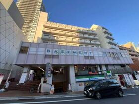 東中野アパートメンツ