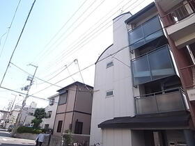 ヤングリーブス岡本