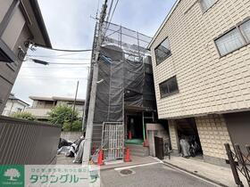 ビラ・ハクベリー 3階建