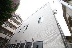 東京都豊島区西池袋４ 3階建 築8年2ヶ月