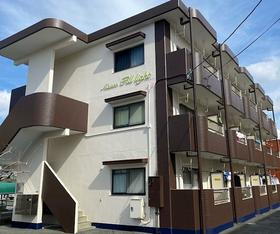 静岡県浜松市中央区曳馬３ 3階建 築31年2ヶ月
