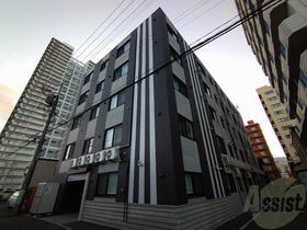 北海道札幌市中央区南八条西１ 5階建 築3年4ヶ月