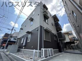 埼玉県熊谷市本町２ 3階建