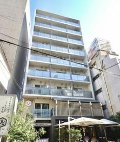 東京都目黒区上目黒３ 9階建