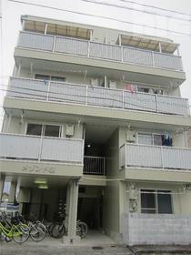 熊本県熊本市中央区新屋敷１ 4階建 築35年2ヶ月
