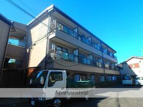 大阪府枚方市養父元町 3階建