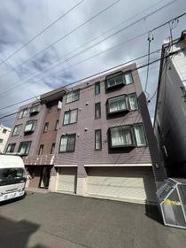 北海道札幌市西区二十四軒四条４ 4階建 築26年6ヶ月