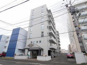 北海道札幌市中央区南十七条西１０ 7階建 築33年6ヶ月