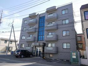 北海道札幌市西区二十四軒三条６ 4階建 築18年9ヶ月