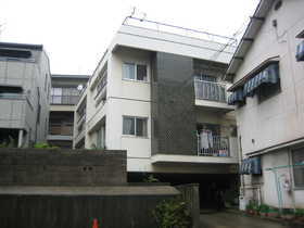 広島県呉市清水１ 3階建 築38年3ヶ月