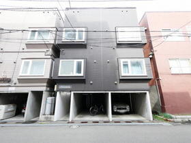 北海道札幌市中央区南四条西１２ 3階建 築30年1ヶ月