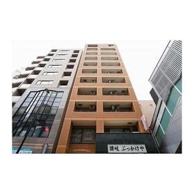 東京都荒川区西日暮里５ 11階建
