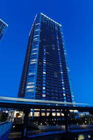 東京都港区芝浦４ 地上49階地下1階建