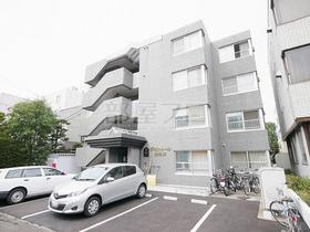 北海道札幌市中央区北六条西１８ 4階建