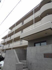 静岡県浜松市中央区上島４ 4階建 築22年4ヶ月