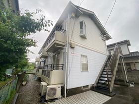 千葉県成田市土屋 2階建