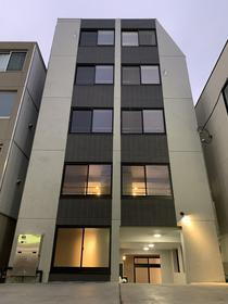 東京都中野区鷺宮４ 5階建 築3年7ヶ月