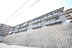 奈良県奈良市学園中５ 2階建