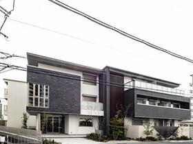 大阪府堺市北区中百舌鳥町６ 3階建 築6年9ヶ月