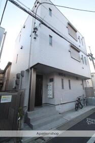 東京都江戸川区松島４ 3階建