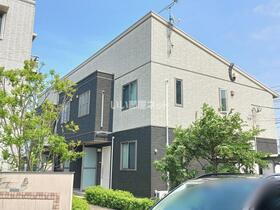 Ｅｃｒａｒｇｅ　Ｂ棟 2階建