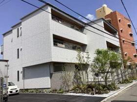 福岡県福岡市南区井尻５ 3階建 築2年6ヶ月