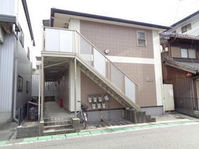 滋賀県甲賀市水口町本町２ 2階建 築21年10ヶ月