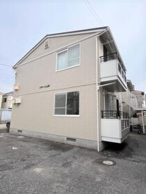 ファミーユ山崎 2階建