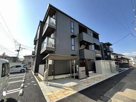 Ｄ－ＲＯＯＭルント連坊Ｂ