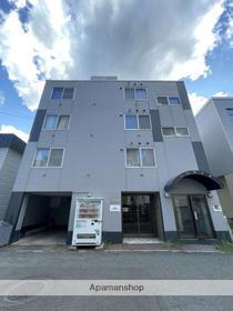 北海道札幌市中央区南二条西１８ 4階建 築40年10ヶ月