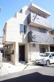 東京都中野区本町４ 3階建 築10年3ヶ月