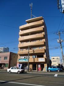 北海道札幌市中央区南二十一条西１０ 7階建 築31年1ヶ月