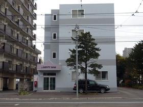 北海道札幌市中央区南十一条西６ 4階建 築28年1ヶ月