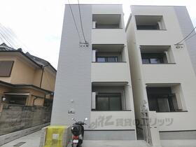 京都府京都市山科区音羽千本町 3階建 築2年4ヶ月