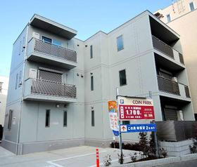 東京都板橋区南常盤台２ 3階建 築8年3ヶ月
