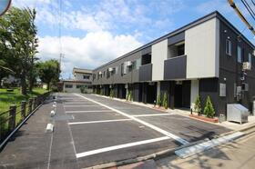 新潟県長岡市上除町西１ 2階建 築10年3ヶ月