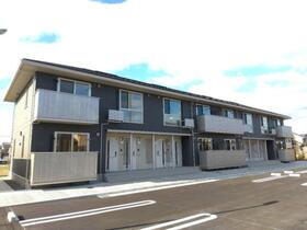 富山県高岡市上関町 2階建