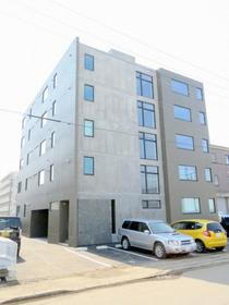 北海道札幌市中央区北十条西１９ 5階建 築7年3ヶ月