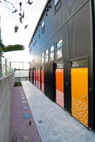 東京都新宿区筑土八幡町 2階建 築13年11ヶ月