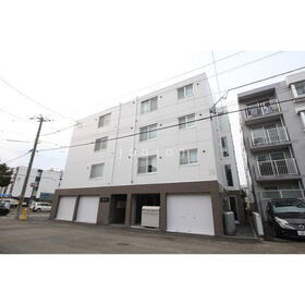 ＭＩＮＥＳ水車町